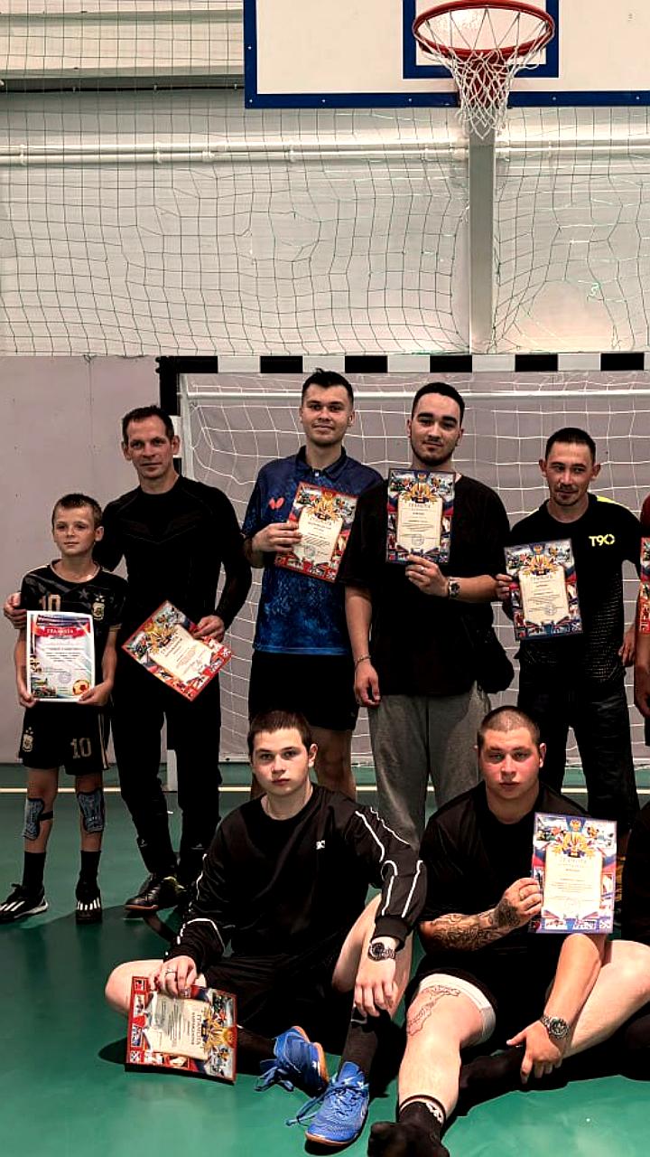 Юношеский турнир по мини-футболу: призовые места и лучшие игроки