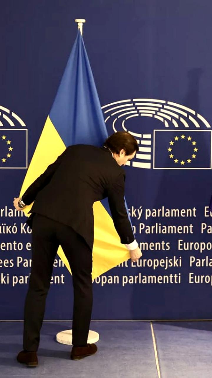 Совет ЕС одобрил €3,2 млрд макрофинансовой помощи для Украины