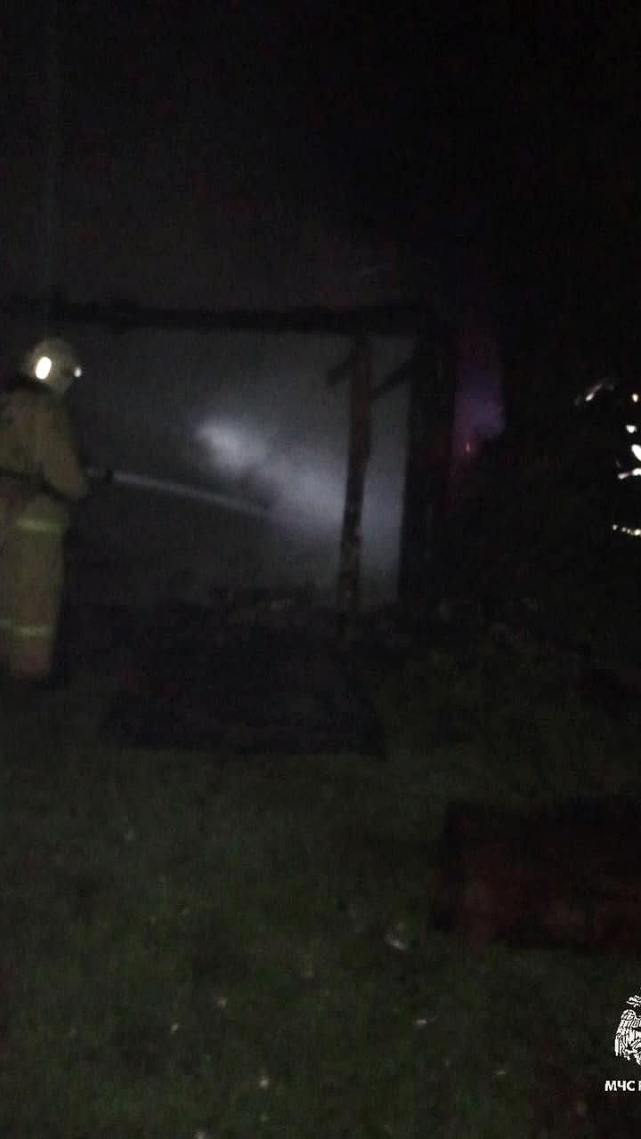 В Зауралье за сутки ликвидировано 6 пожаров, включая возгорание в девятиэтажке