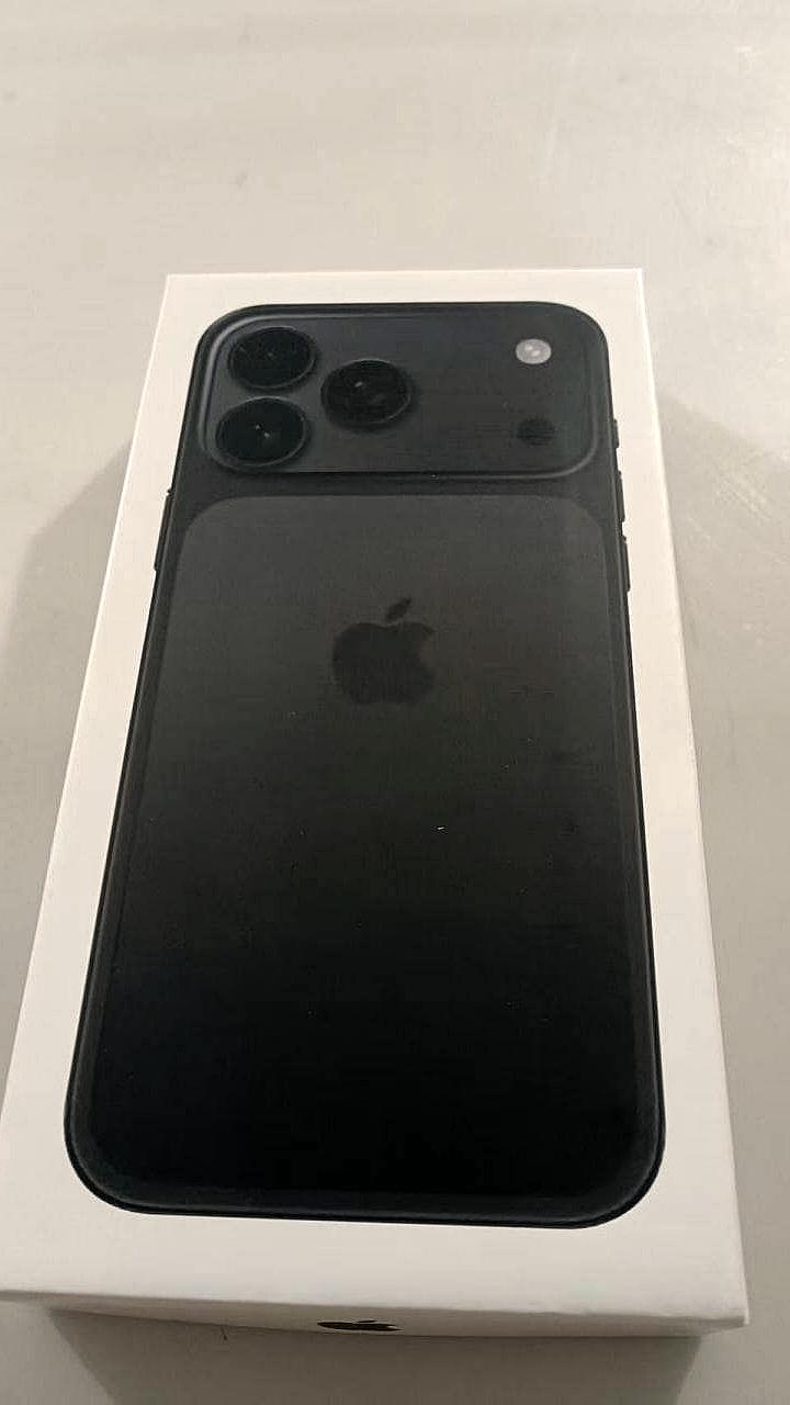 На рынке появились китайские аналоги iPhone 17 с Android и оболочкой iOS 18