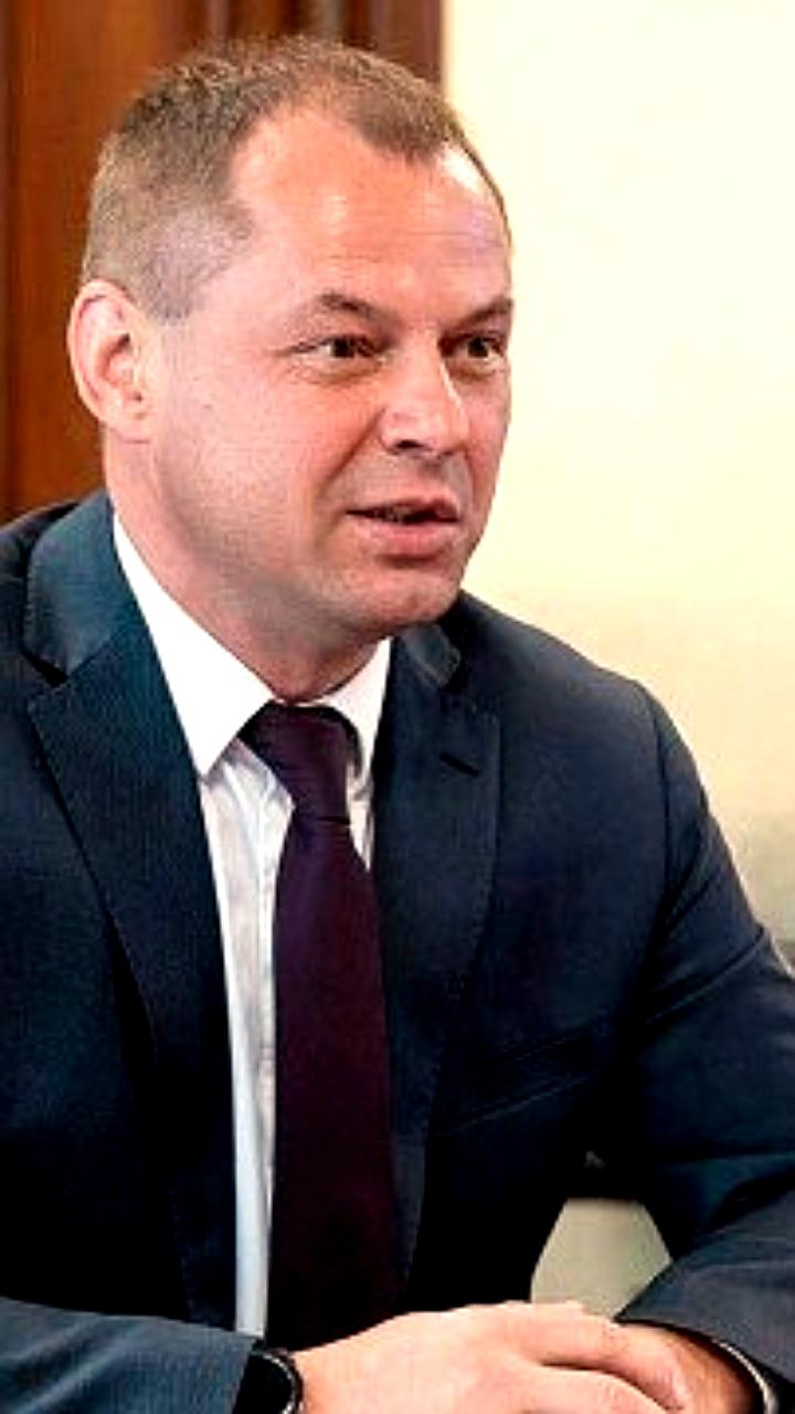 Губернаторы Воронежской и Калужской областей обсуждают поддержку образования и муниципальные инициативы
