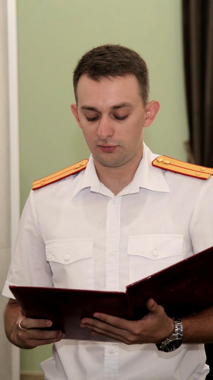 В Смоленске и Волгограде молодые следователи приняли Присягу
