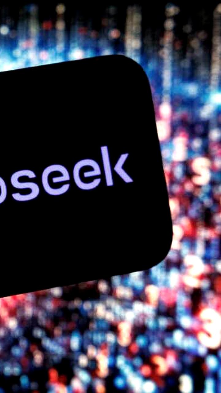 DeepSeek откладывает выпуск ИИ-модели из-за проблем с чипами Huawei