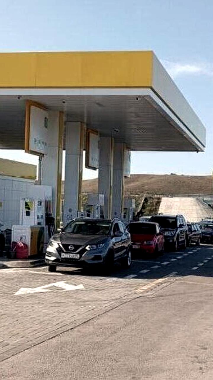 В Крыму временные трудности с поставками бензина АИ-95 из-за погодных условий