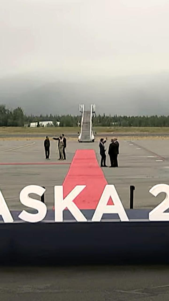 Владимир Путин прибудет на Аляску с личной встречей от Дональда Трампа