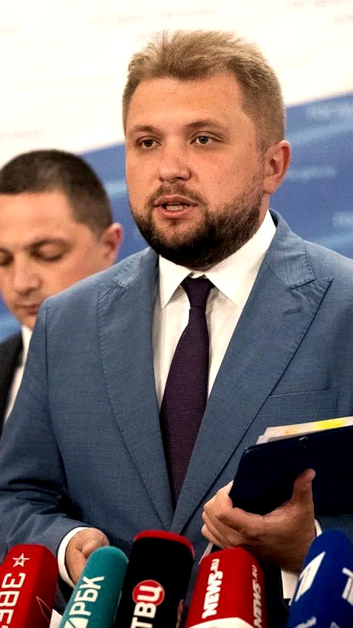 В России предложено ввести сокращённый рабочий день для отцов детей до 3 лет