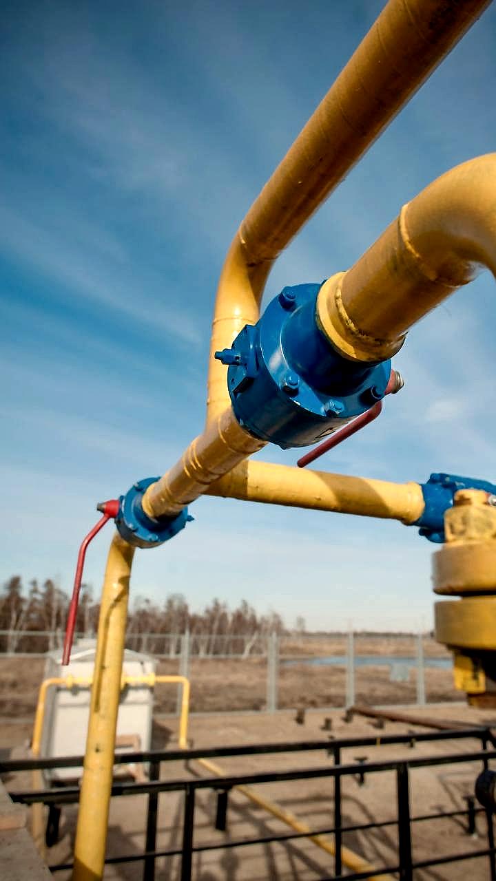 Сахатранснефтегаз и Луганскгаз предупреждают о последствиях задолженности за газ