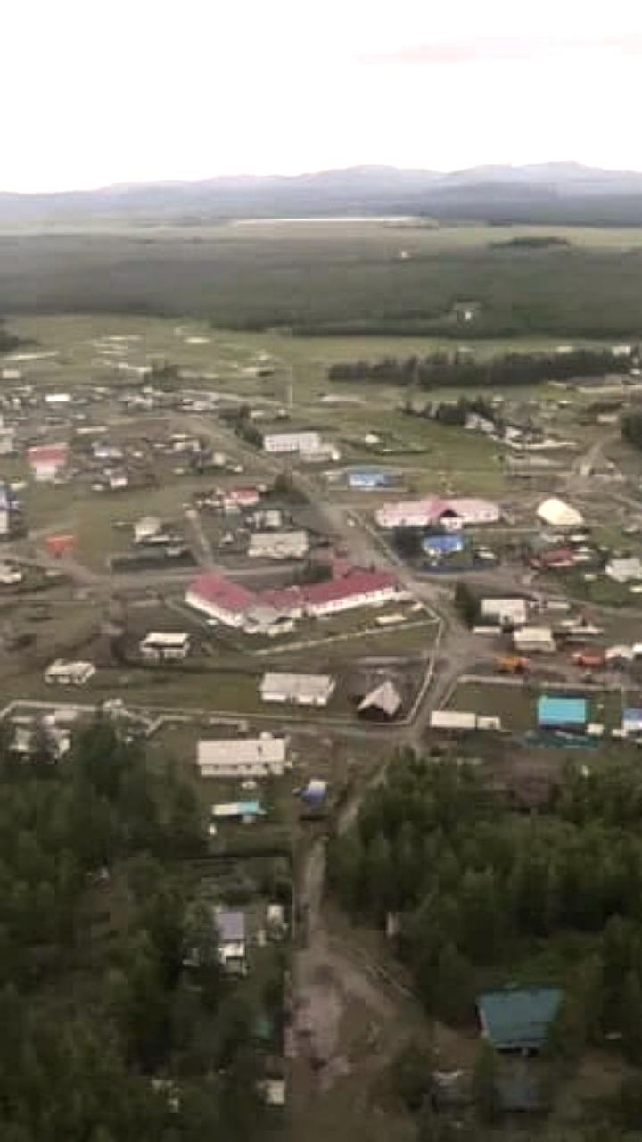 Спасатели вылетели в Оймяконский улус для ликвидации последствий паводка