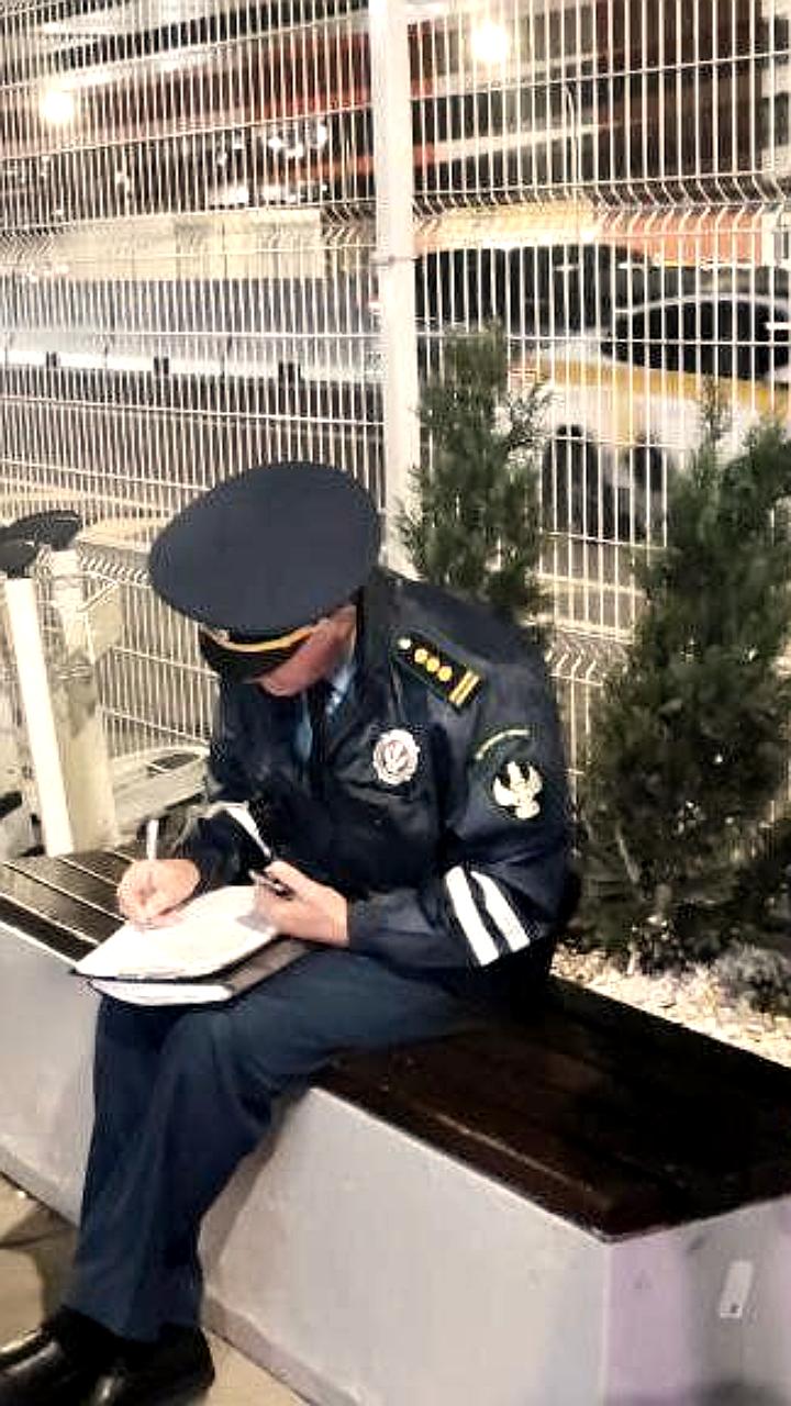 В Шереметьево и Подмосковье начались проверки таксистов зазывал