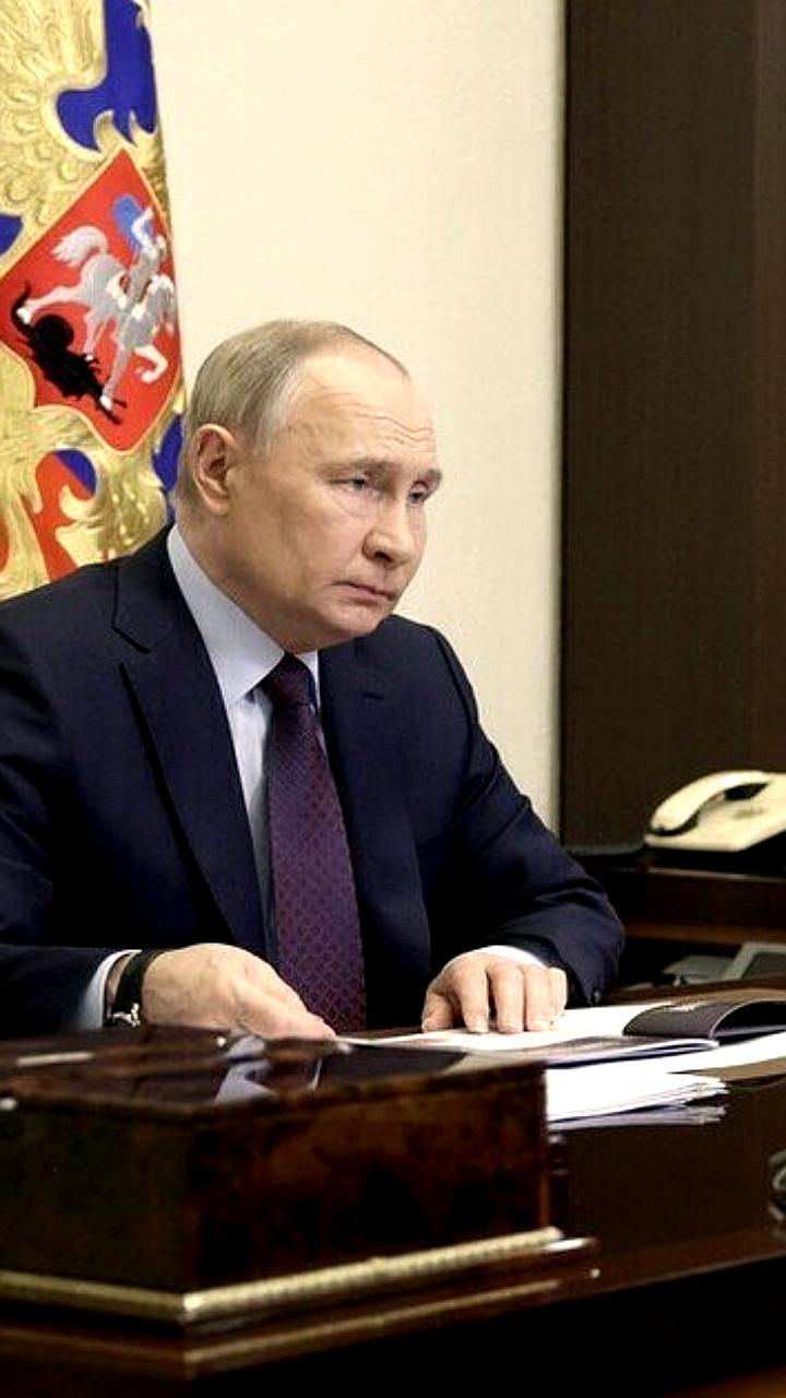 Дональд Трамп обсудил возможность звонка Владимиру Путину во время переговоров с европейскими лидерами