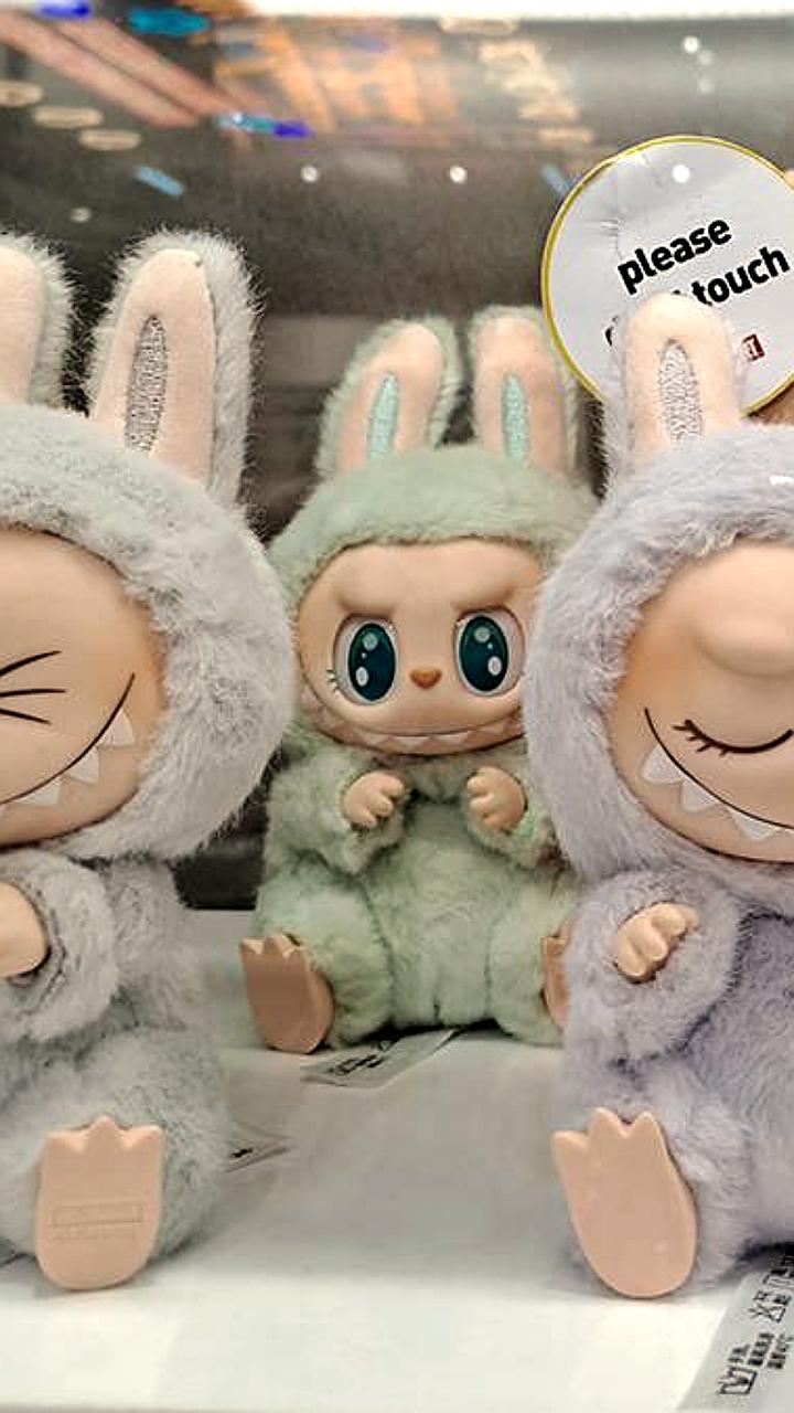 Популярность игрушки Лабуба в России достигла 3,6 млрд рублей за полгода