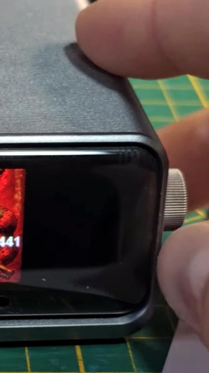 Энтузиаст запустил классический DOOM на зарядном устройстве Anker