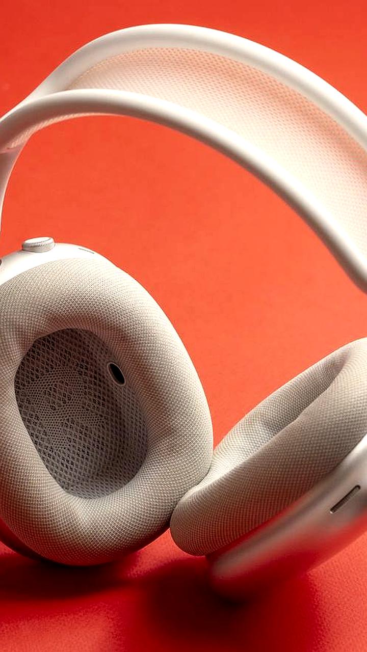 Apple откладывает обновление AirPods Max из-за стабильных продаж
