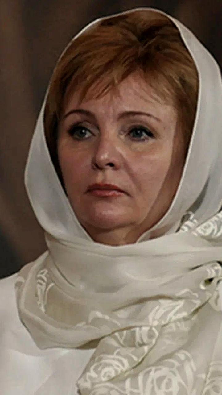 Украина вводит санкции против 74 граждан, включая родственников известных политиков