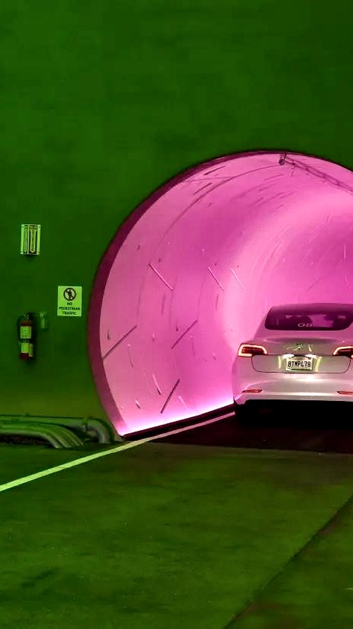 Tesla тестирует автопилот в тоннелях Лас Вегаса