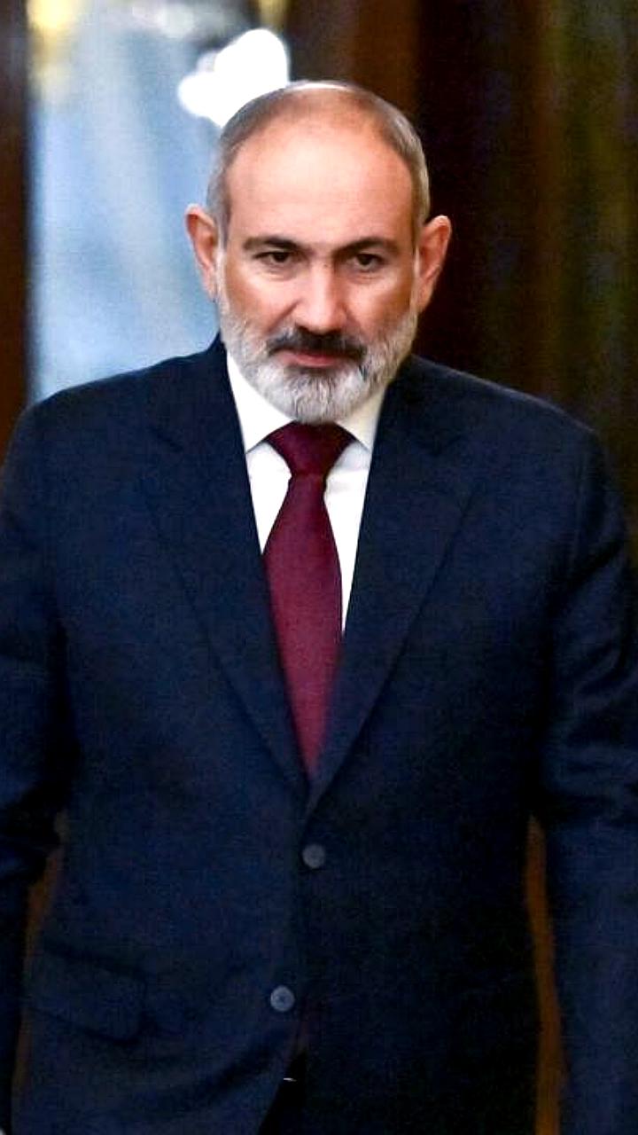 Пашинян анонсировал визит в Россию и встречи с Путиным в сентябре