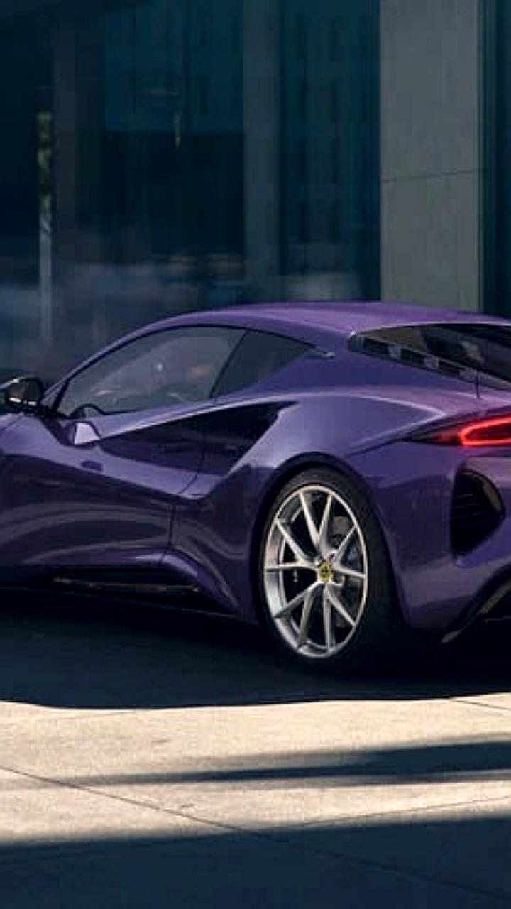 Lotus объявляет о сокращении штата в Великобритании на 550 сотрудников