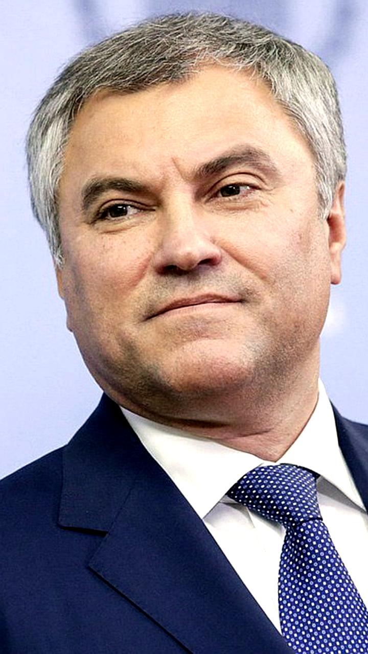 Вступление в силу новых законов в России с сентября: борьба с мошенничеством и контроль за мигрантами