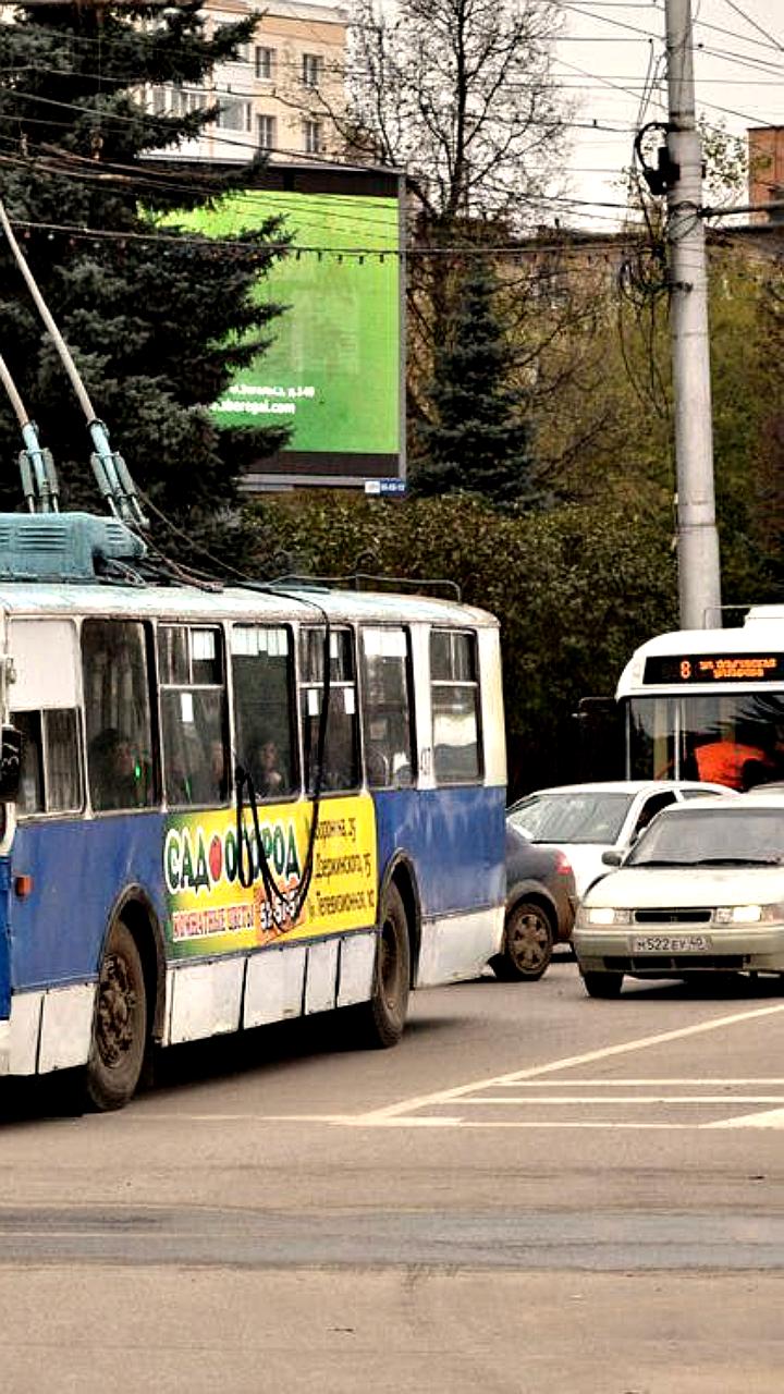 Закрытие движения на улицах Кольцовской и Труда в связи с ремонтом