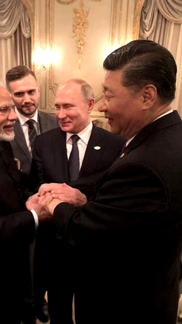 Фотография лидеров на саммите G20 оказалась старой