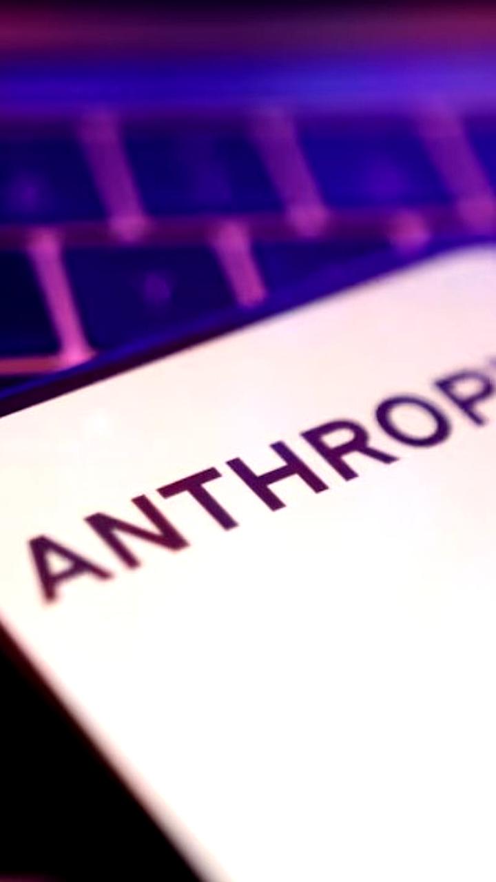 Anthropic привлекла 13 млрд долларов, оценка компании достигла 183 млрд