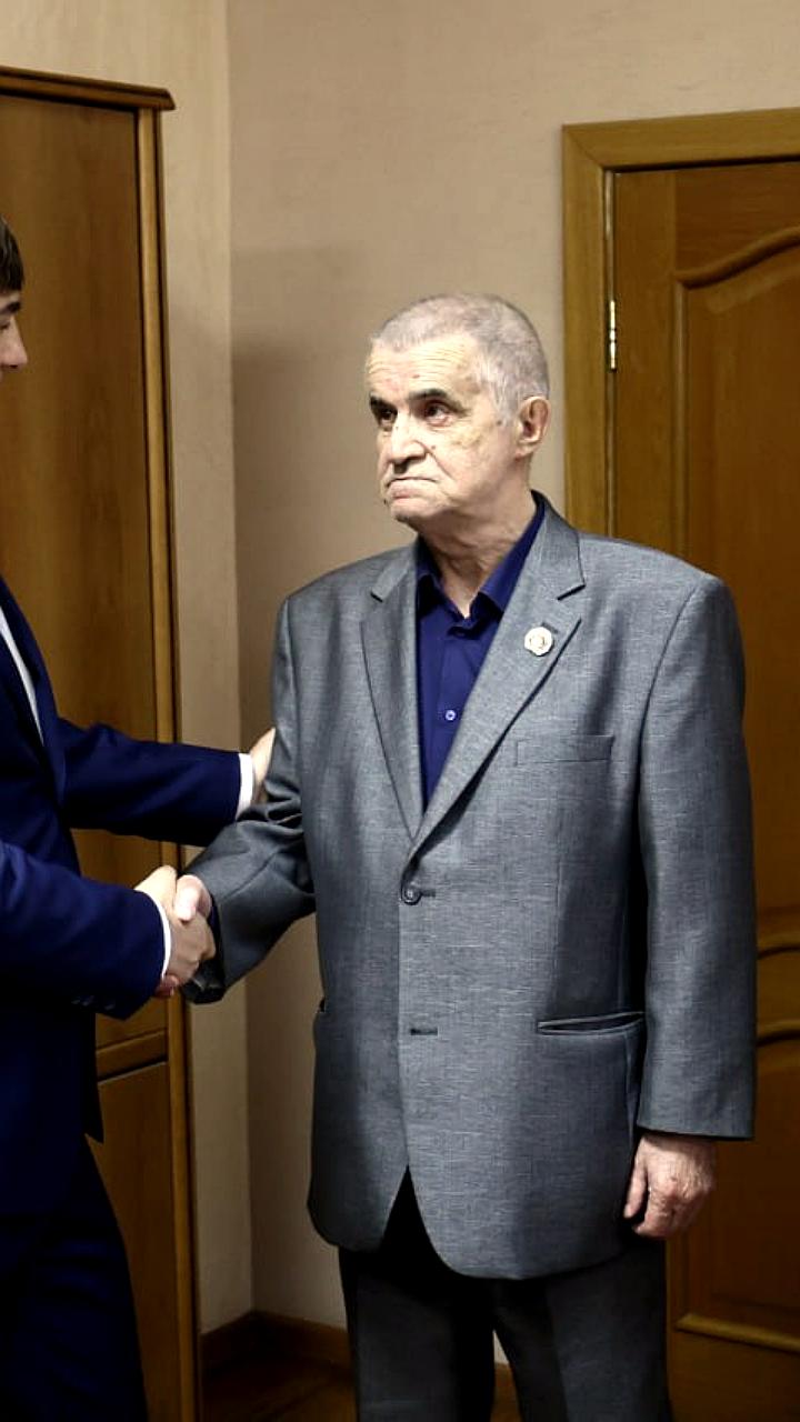 Министр Кравцов и губернатор Текслер наградили педагогов Челябинска за успехи учеников