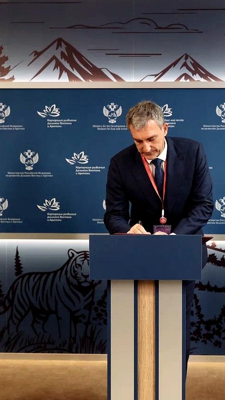 Росатом и правительство Амурской области подписали соглашение о строительстве ветропарка мощностью до 400 МВт