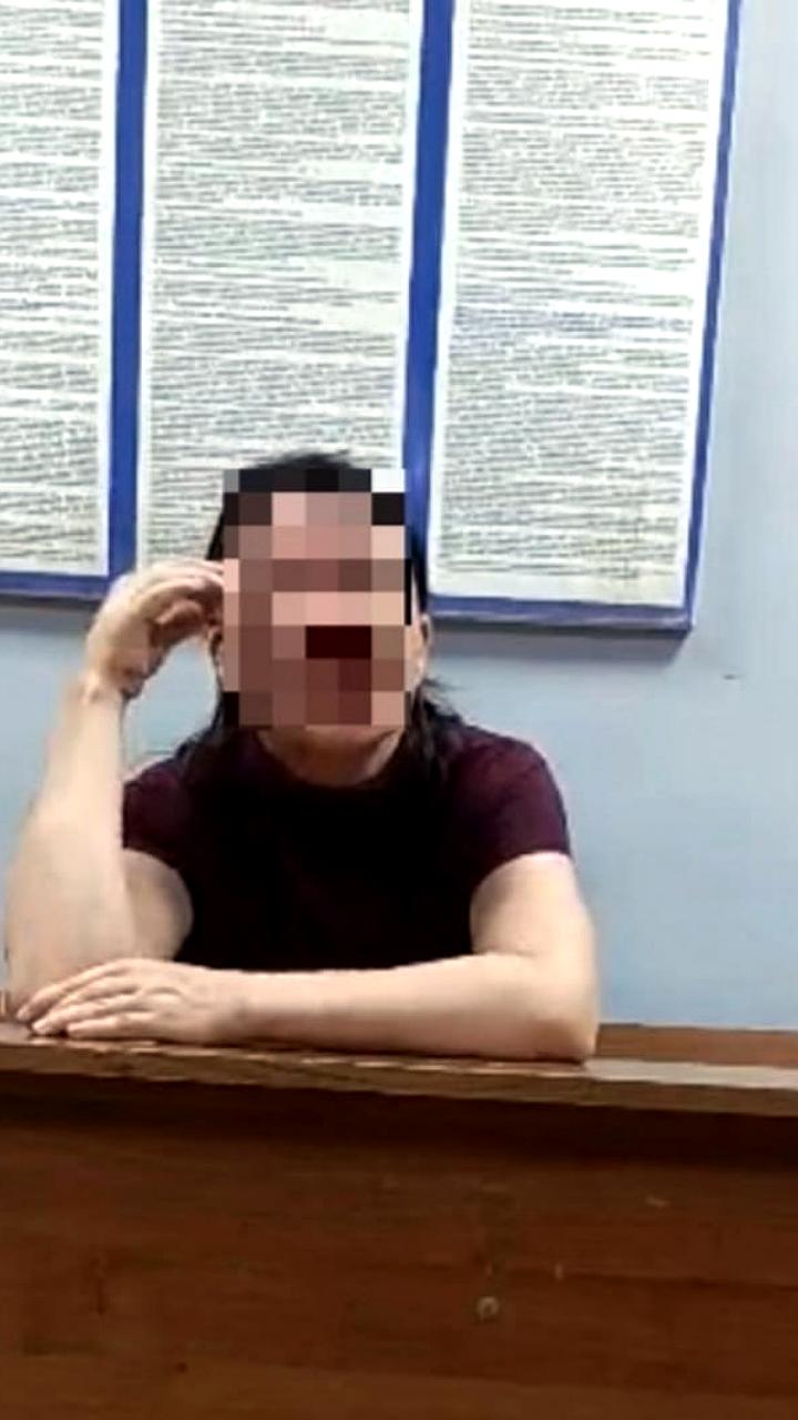 Конфликты на застолье: женщина в Кишиневе ранила мужчину ножом, а в Пучежа - собутыльницу вилкой