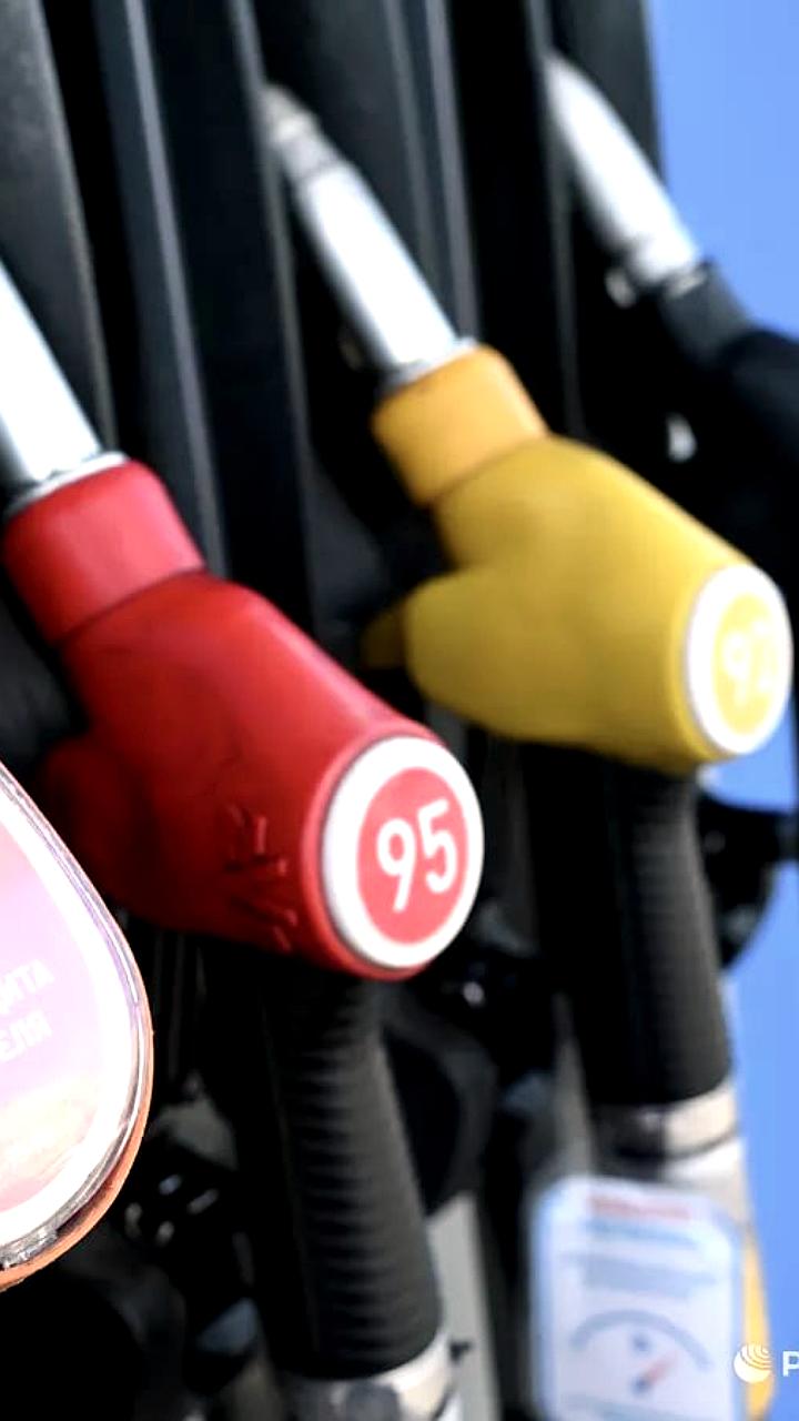 Снижение потребления топлива в Крыму на 20% в сентябре, министр Воронкин сообщает о стабилизации ситуации