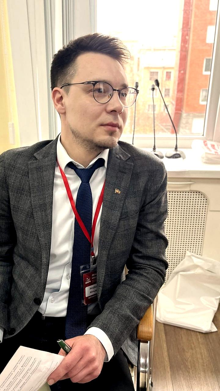 Задержание активиста КПРФ Ильшата Нафикова в Ленобласти из-за акции против кофейного завода