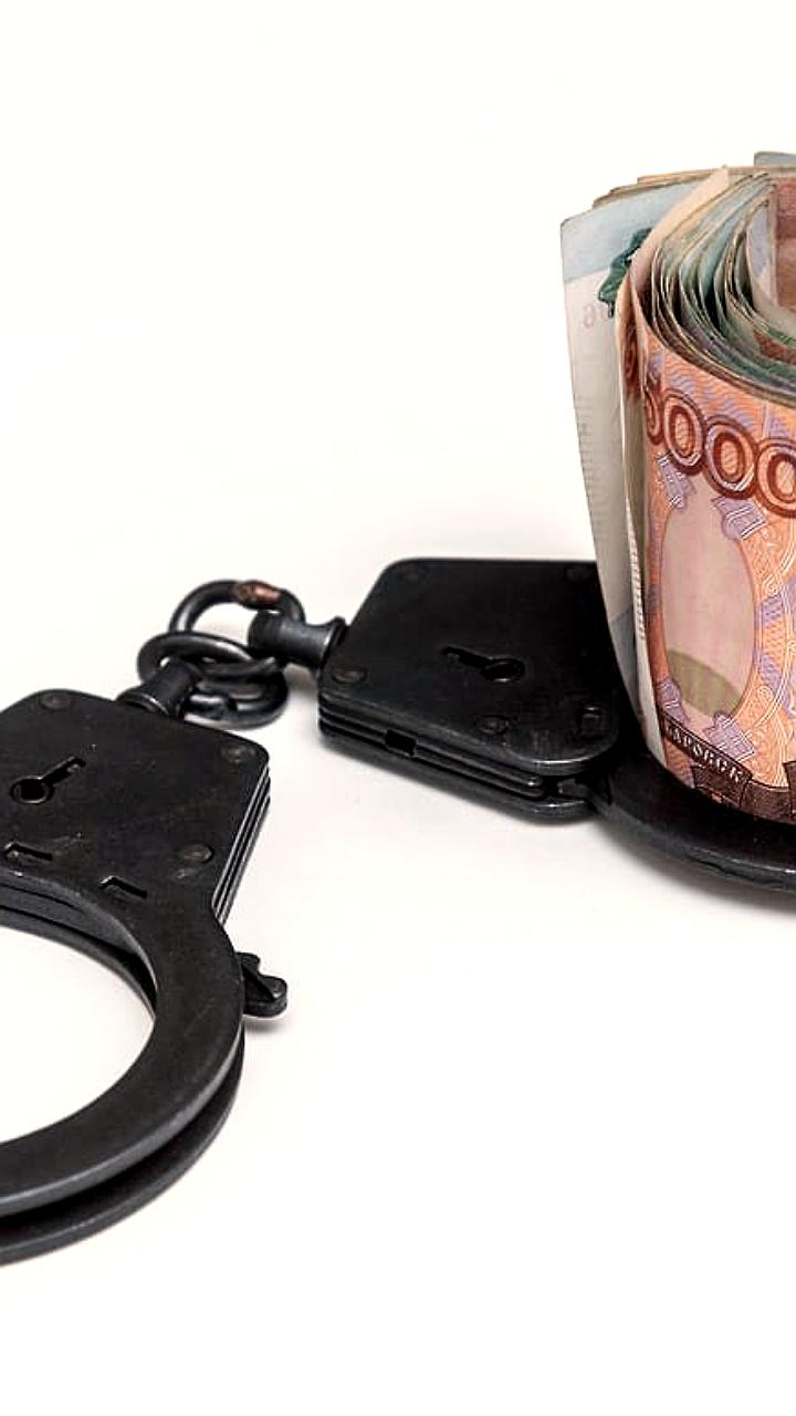 В Ленобласти задержаны трое за мошенничество с выплатами для контрактников