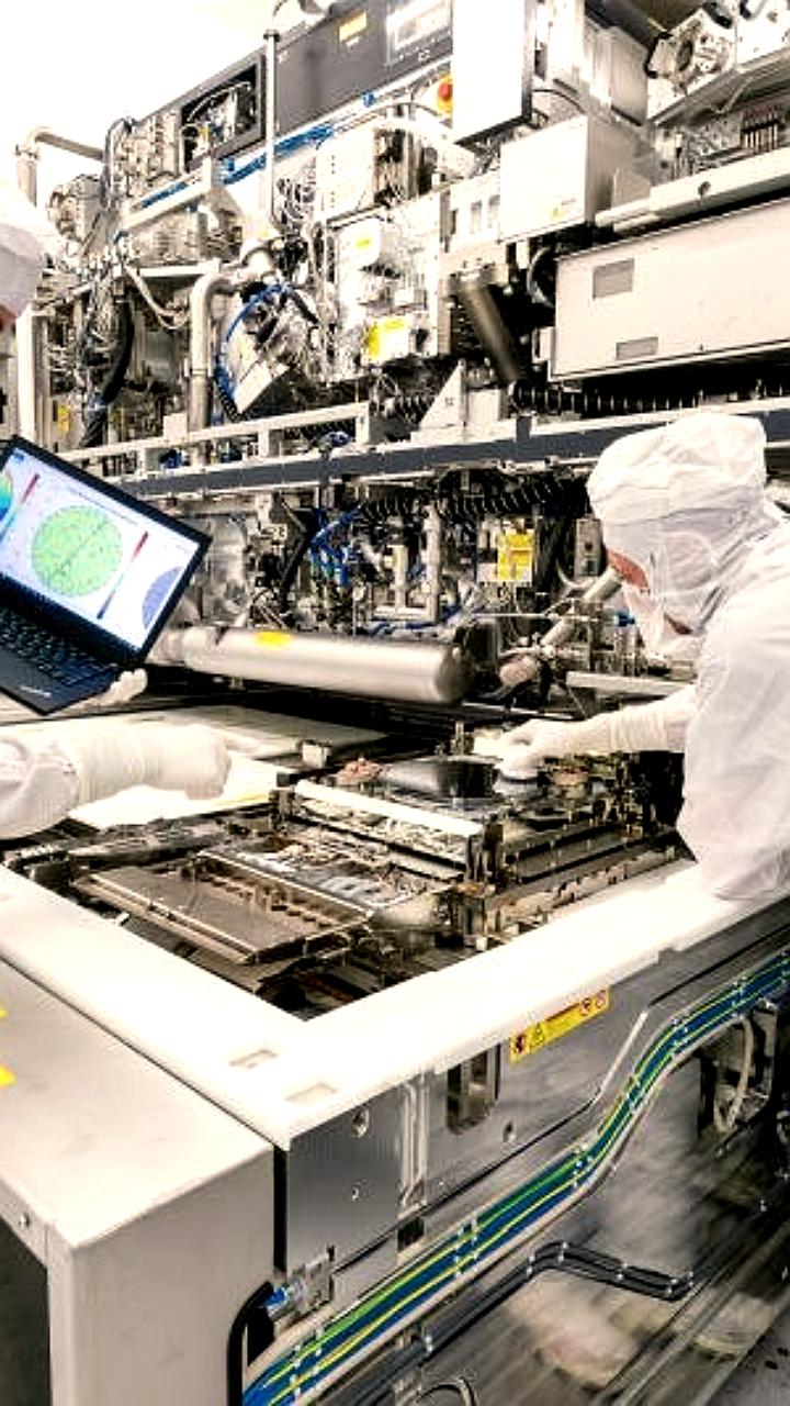 ASML инвестирует 1,3 млрд евро в Mistral AI для укрепления позиций Европы в ИИ