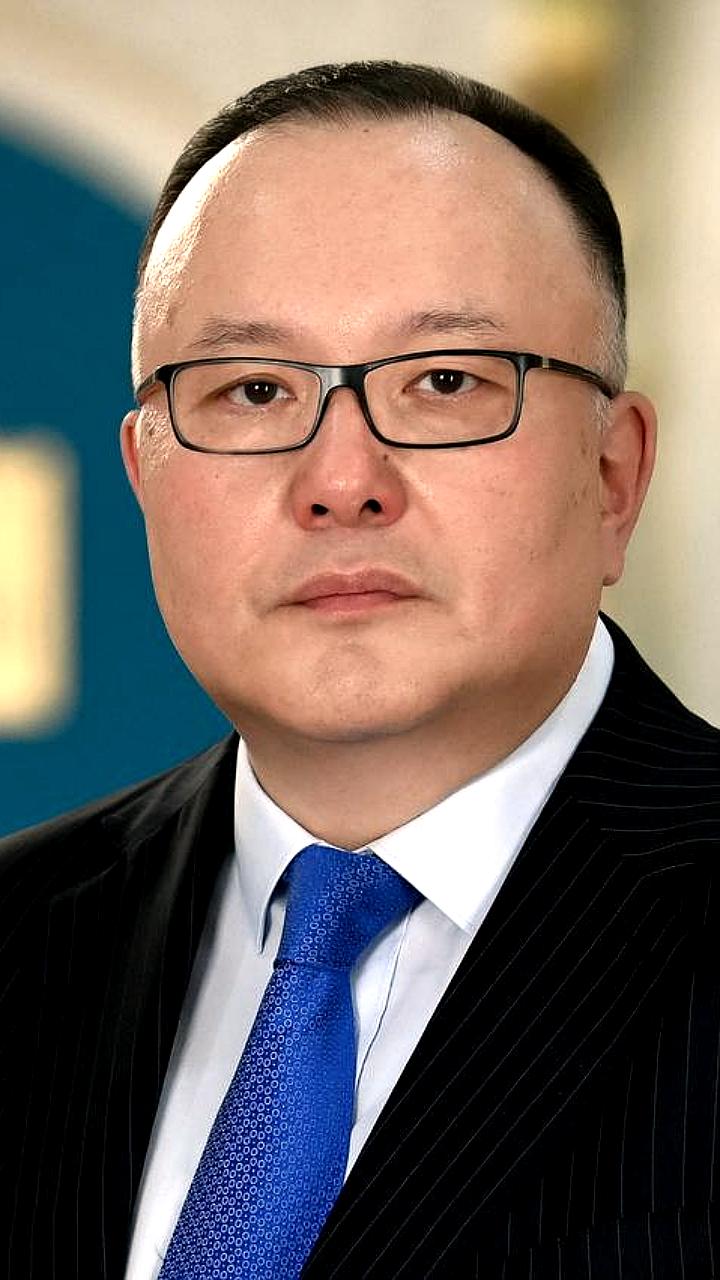 Назначения в администрации Президента Казахстана: Марат Ашим и Куанышбек Есекеев