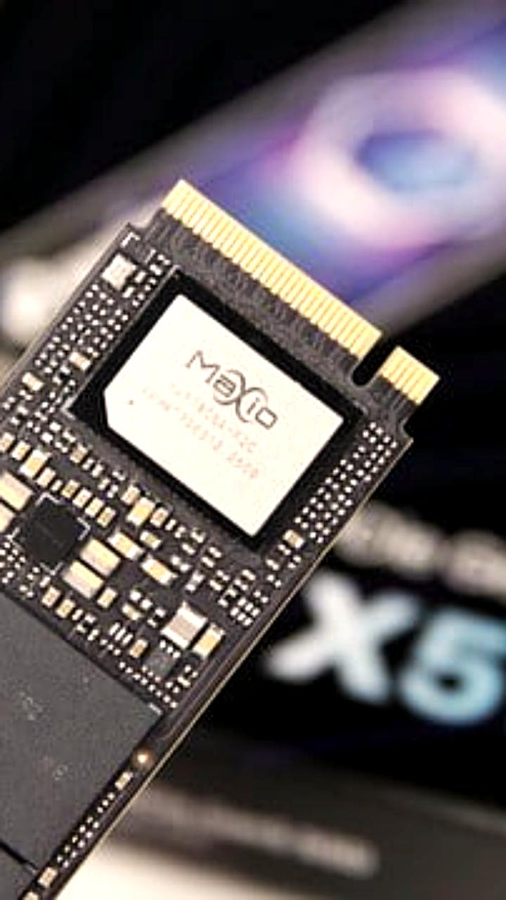 Проблемы с SSD на контроллерах Phison связаны с бета-прошивками Windows 11
