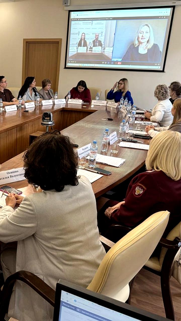 В России обсуждают запрет на курение вейпов вне специализированных мест