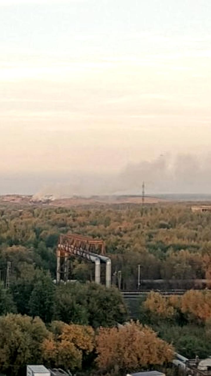 Пожар на свалке в Архангельске потушен, опасность миновала