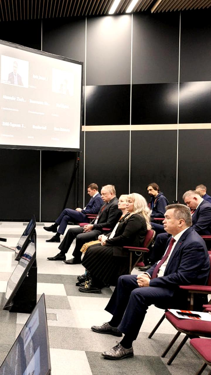 Форум CarXL 2025 и конференция Авито Авто объединяют ключевых игроков автобизнеса