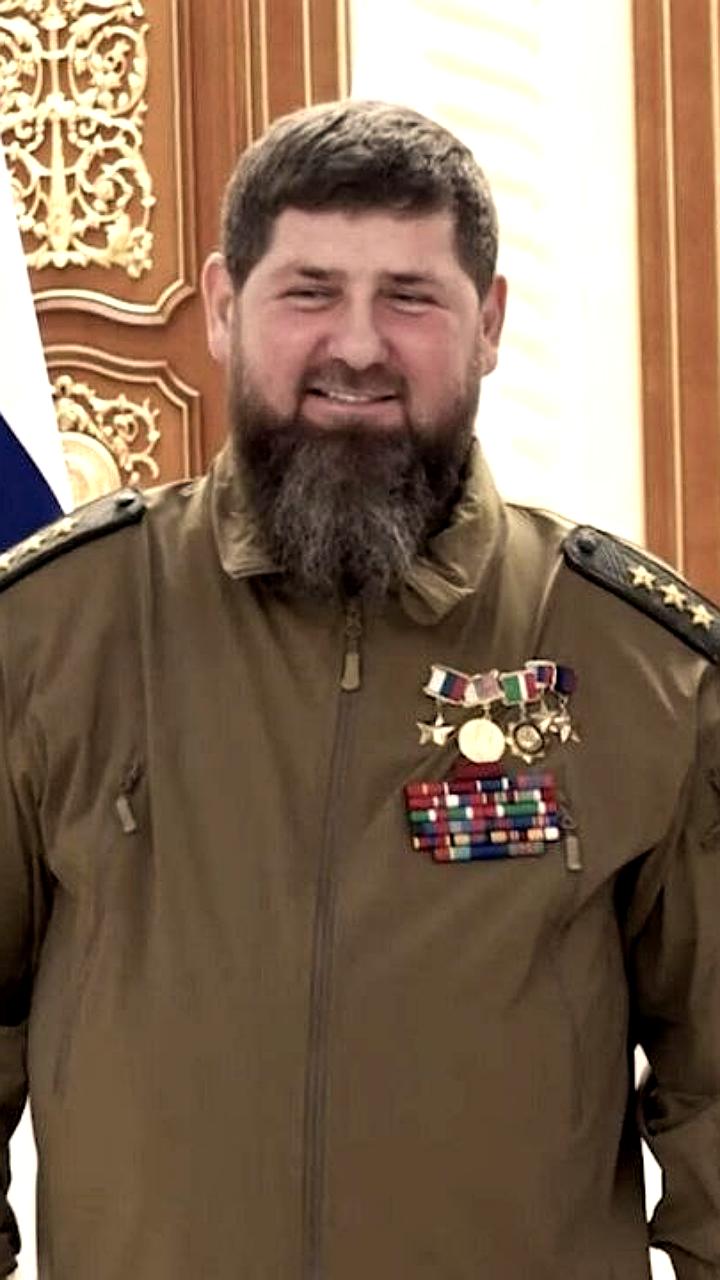 Рамзан Кадыров о достижениях сына Адама и его наградах
