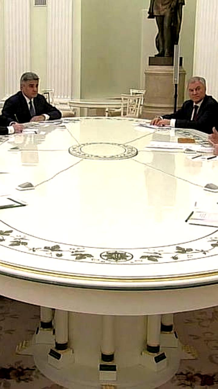 Встреча Владимира Путина с лидерами парламентских фракций