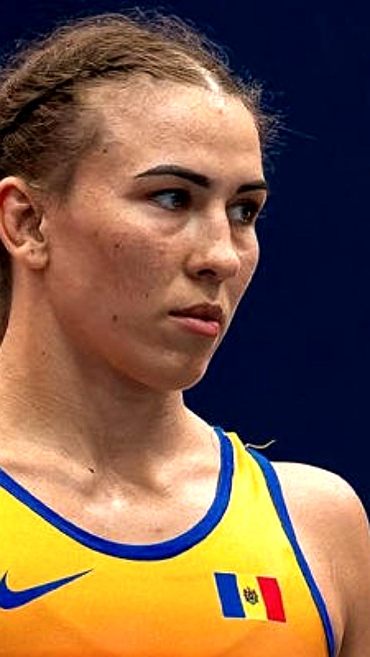 Алина Касабиева вышла в полуфинал чемпионата мира по вольной борьбе