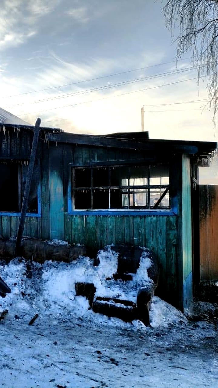 Мать двоих детей, погибших в пожаре в Алтайском крае, приговорена к двум годам колонии