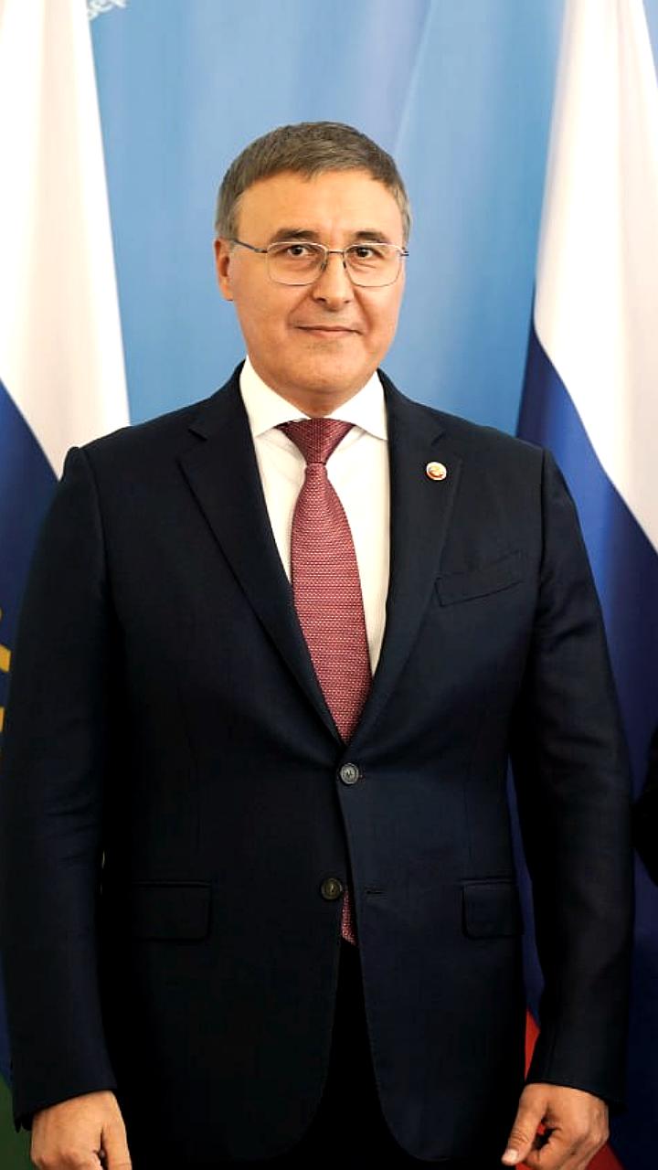 Президент вручил орден академику Юрию Гуляеву за достижения в науке