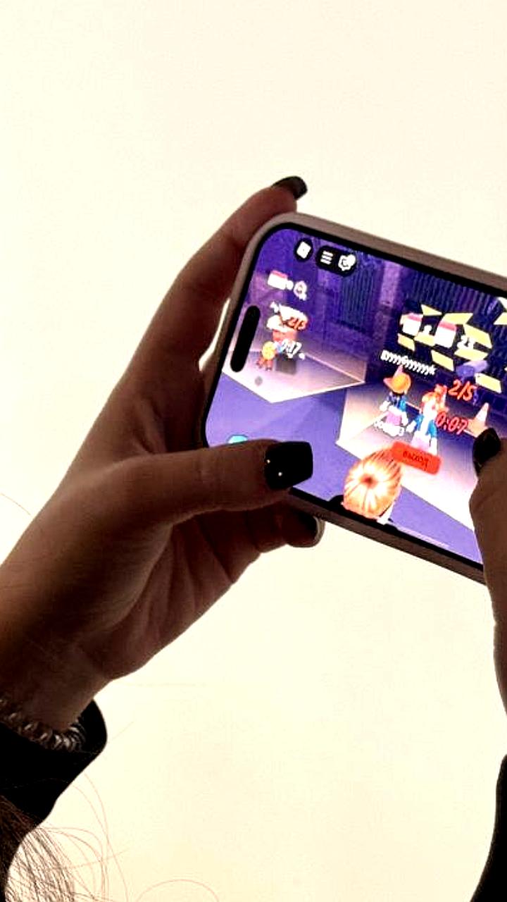 Прокуратура США проверит Roblox после инцидента с симулятором убийства активиста Чарли Кирка
