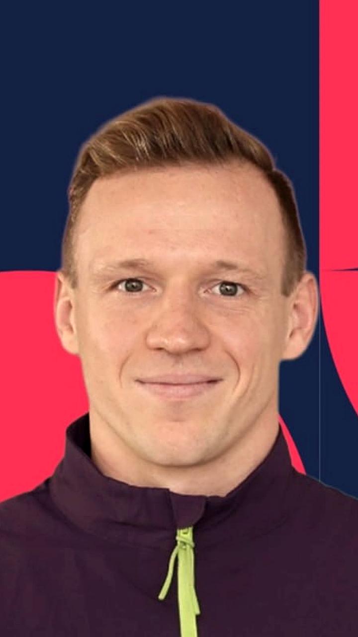 Раман Салей завоевал золото на чемпионате мира по параплаванию в Сингапуре