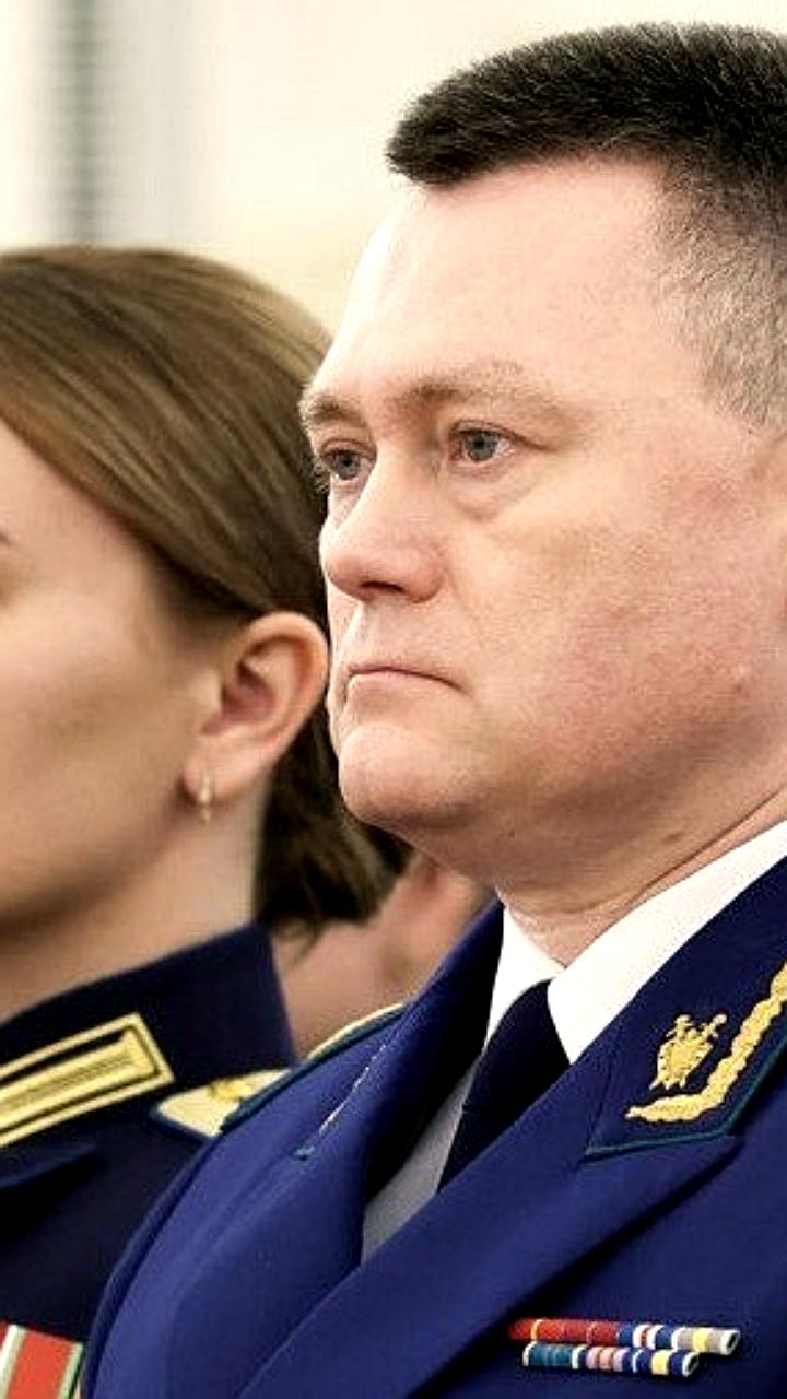 Расследование ФБК: семья генпрокурора Игоря Краснова владеет недвижимостью на 1,5 млрд рублей