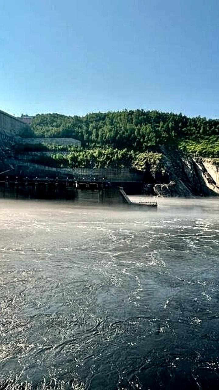 В Приамурье наблюдаются колебания уровней воды на реках Амур и Зея