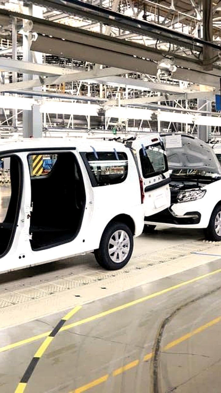 АвтоВАЗ опроверг слухи о сокращении производства Lada Largus в Ижевске