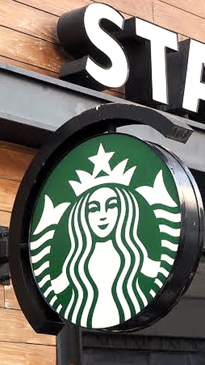 Starbucks объявляет о закрытии сотен кофеен и сокращении 900 сотрудников