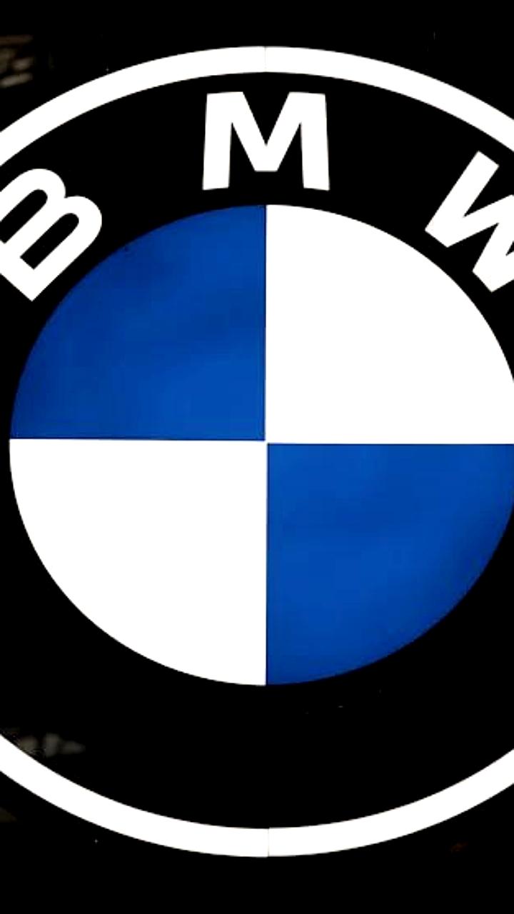BMW отзывает сотни тысяч автомобилей из-за риска возгорания