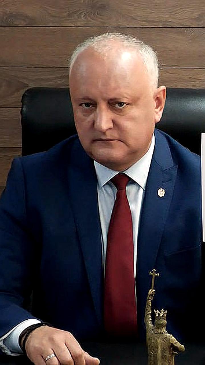 Экс-президент Молдовы Додон не нашел себя в списке голосующих на выборах